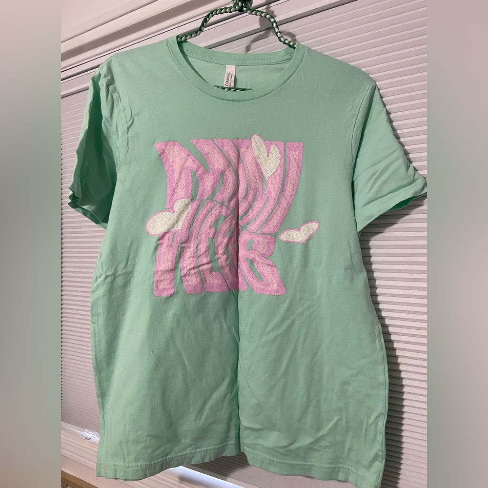 Mimi Webb Concert Top